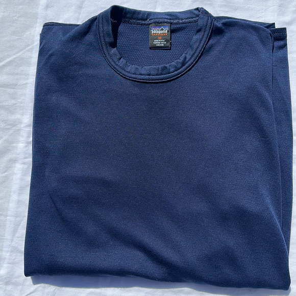 Patagonia Other - patagonia capilene longsleeve Navy blue Size M